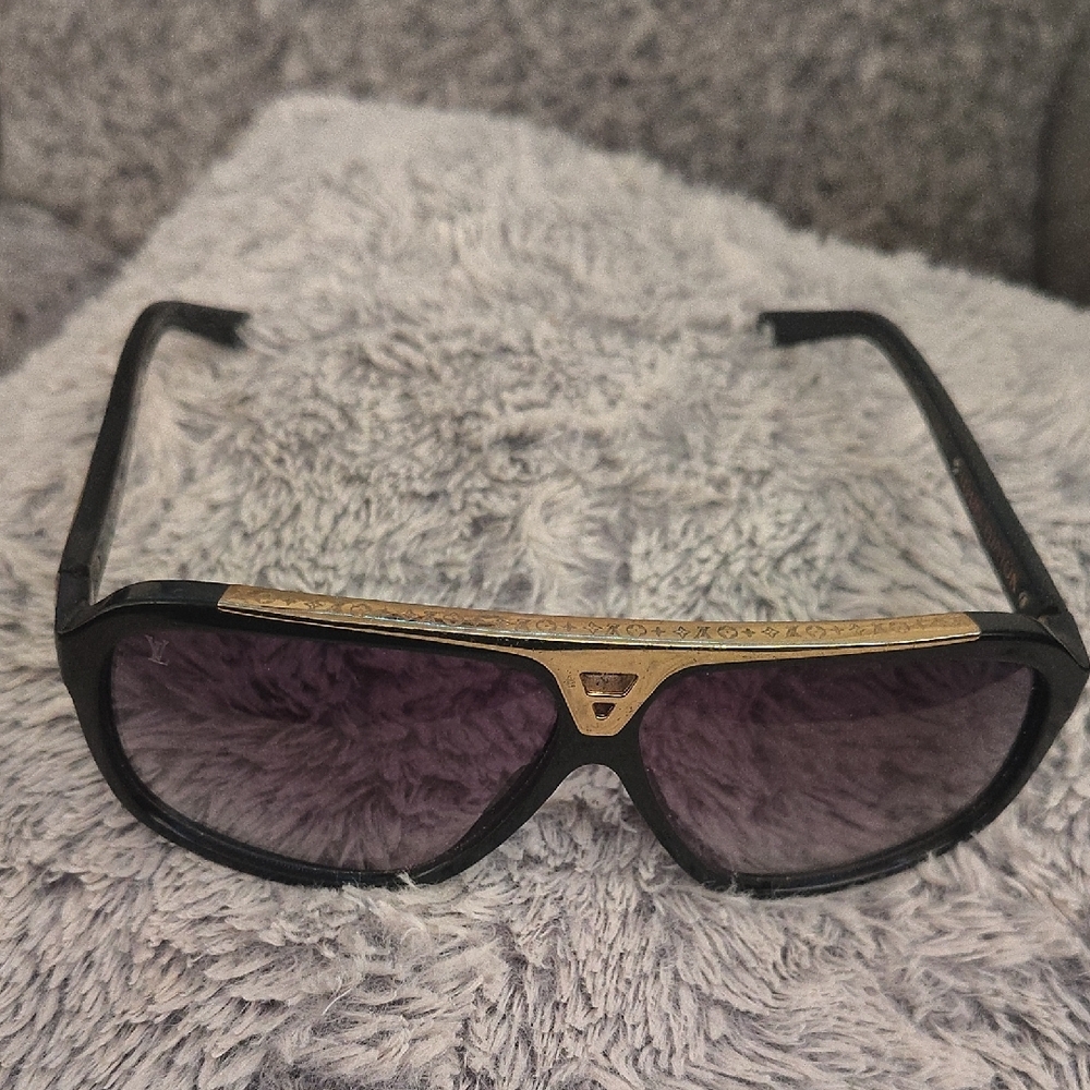Vintage Louis Vuitton Evidence Z0350W sunglasses